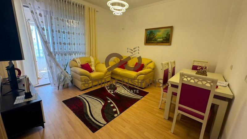 Appartamento 2+1 in vendita a Fresku, Tirana, 72 m²