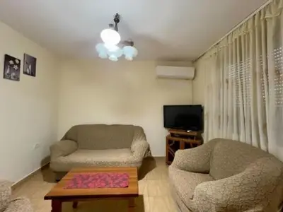 Apartament 1+1 me qera në Rruga Kongresi i Manastirit, Tiranë, 60 m². Foto 8 nga 8