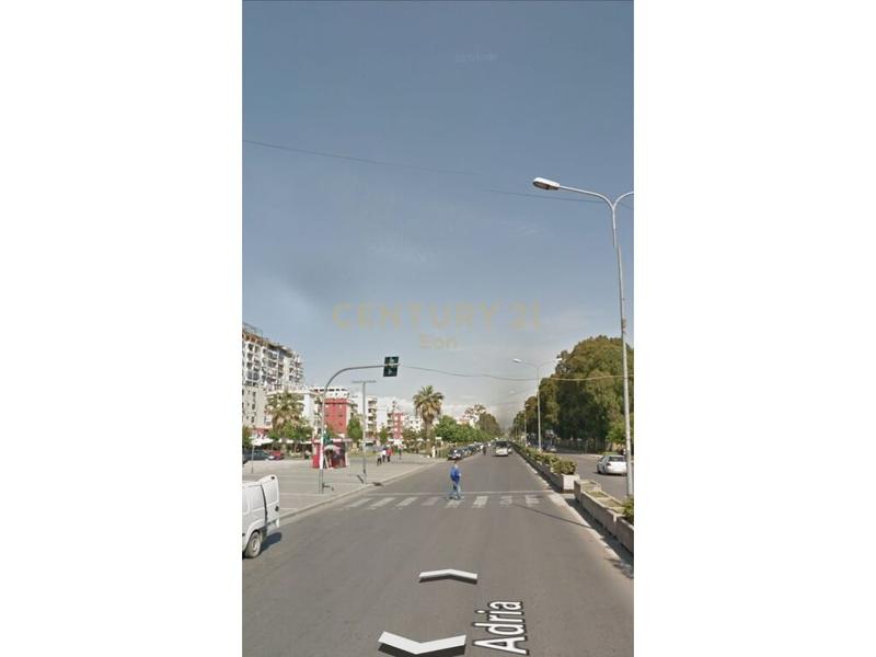 Bar or restaurant for sale in Rruga Adria, Durrës, 118 m²