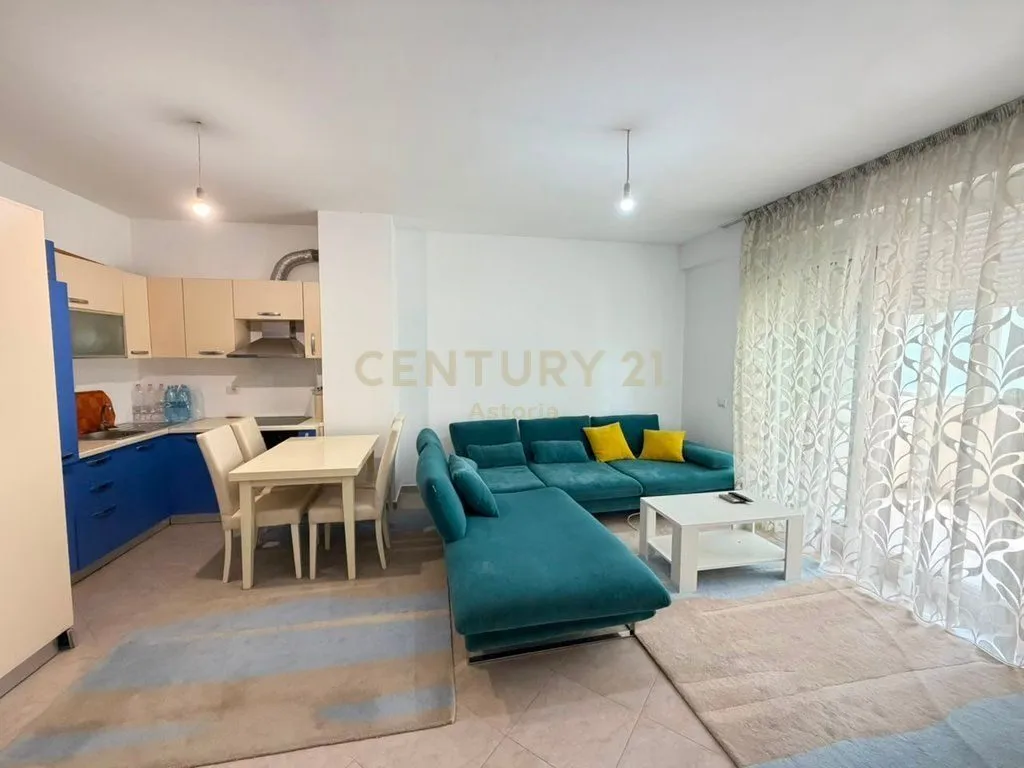 Apartament 1+1 me qera në Kompleksi Magnet, Tiranë, 91 m². Foto 1 nga 7