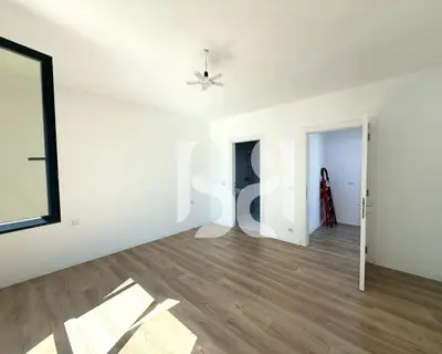 Ufficio in affitto ad Ish Dogana, Tirana, 118 m². Foto 3 di 12
