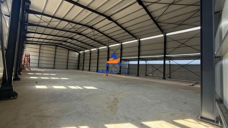 Magazinë me qera në Rruga Myslym Keta, Tiranë, 150 m²