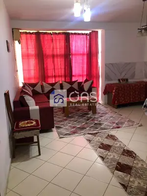 Apartament 1+1 me qera në Astir, Tiranë, 70 m². Foto 2 nga 5