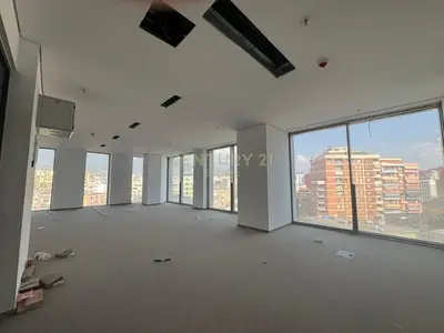 Ufficio in affitto a Rruga e Elbasanit, Tirana, 135 m². Foto 4 di 4