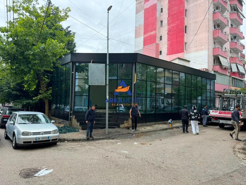 Locale commerciale in affitto a Fushe Kruje, Durazzo, 140 m²