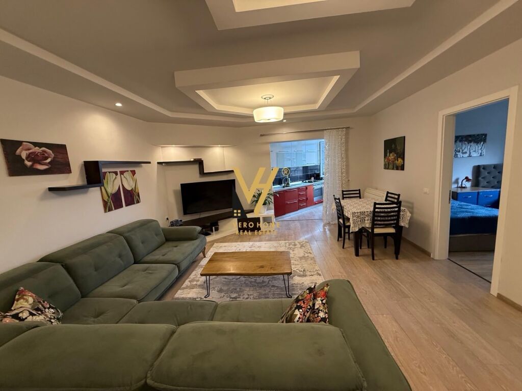 Apartament 2+1 në shitje në Komuna e Parisit, Tiranë, 90 m². Foto 2 nga 3