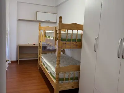 Apartament 2+1 me qera në Ish Parku i autobuzave, Tiranë, 80 m². Foto 2 nga 9