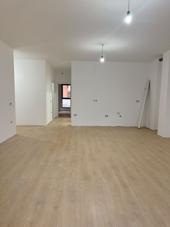 Ufficio in affitto a Jordan Misja, Tirana, 115 m². Foto 3 di 3