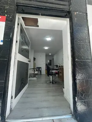 Dyqan në shitje në Rruga Andon Naçi, Durrës, 41 m². Foto 1 nga 5
