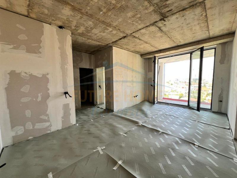 Appartamento 1+1 in vendita a Euroshop "Materniteti i ri", Tirana, 76 m²