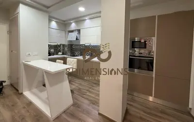 Appartamento 2+1 in affitto a Kopshti Botaniik Zoologjik, Tirana, 96 m². Foto 1 di 6