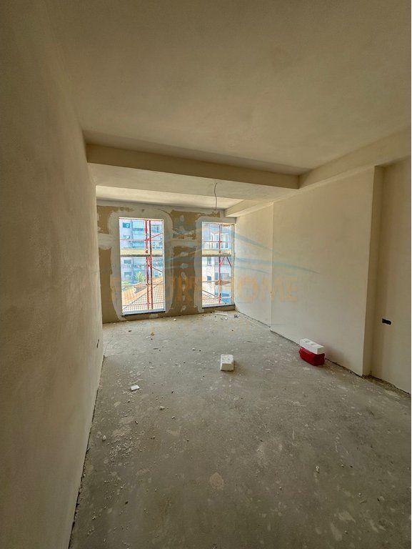 Apartament 2+1 në shitje në Komuna e Parisit, Tiranë, 129 m². Foto 4 nga 6