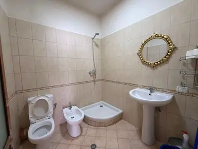 Apartament 2+1 në shitje në Plazh, Durrës, 100 m². Foto 6 nga 7