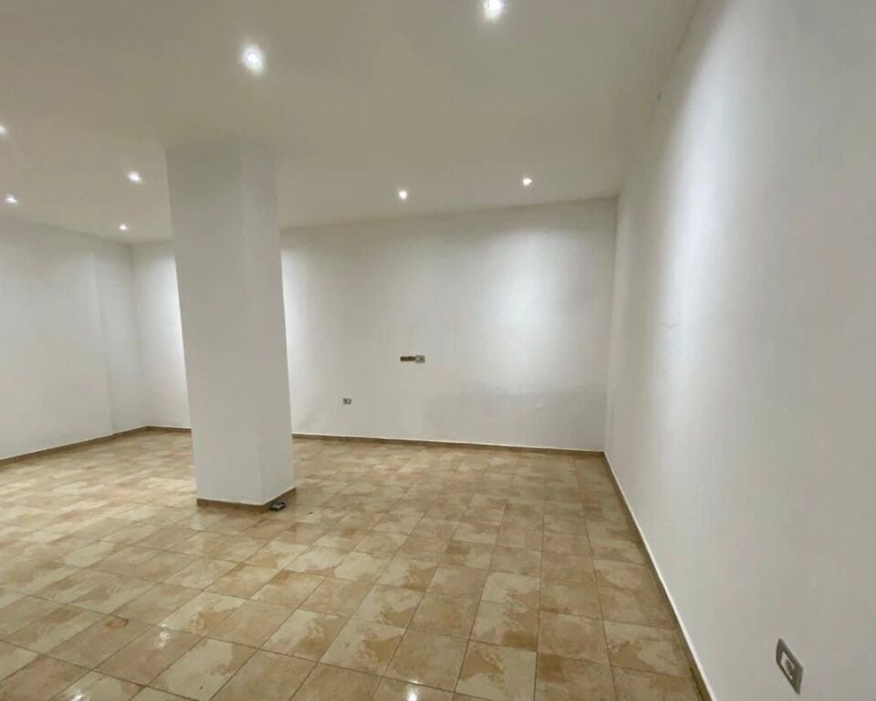 Commercial space for rent in Yzberisht, Tirana, 55 m². Photo 1 of 3