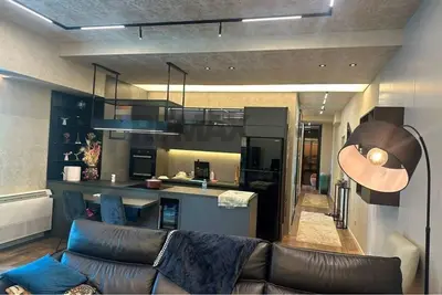 Apartament 2+1 në shitje në Ambasador 3, Tiranë, 140 m². Foto 2 nga 6