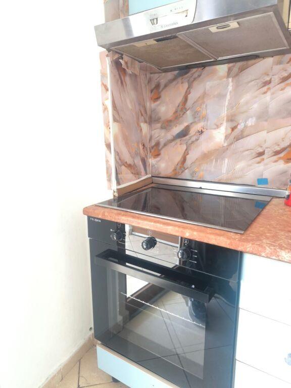 Apartament 2+1 me qera në Rruga Jordan Misja, Tiranë, 90 m². Foto 6 nga 8