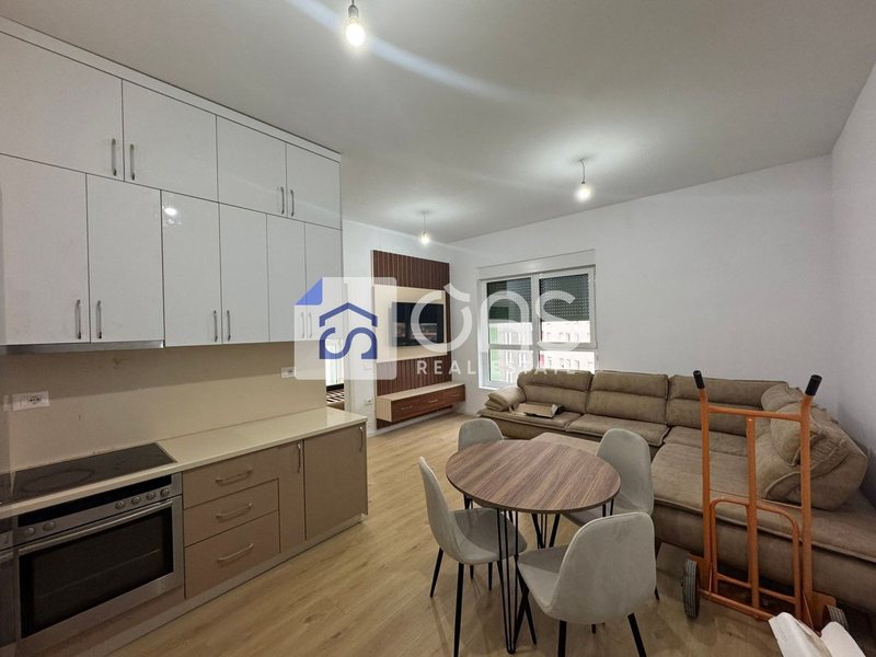 Appartamento 1+1 in affitto ad Ali Dem, Tirana, 60 m²