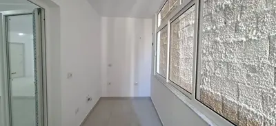 Apartament 3+1 në shitje në Tregu Industrial, Durrës, 124 m². Foto 3 nga 12