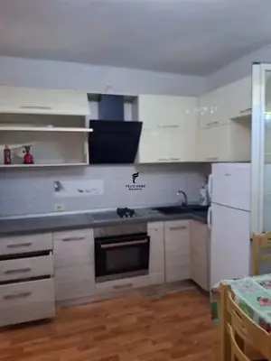 Appartamento 2+1 in affitto ad Oxhaku, Tirana, 95 m². Foto 2 di 6