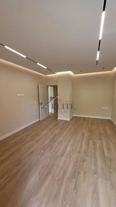 Zyrë me qera në Rtsh, Tiranë, 131 m². Foto 8 nga 12