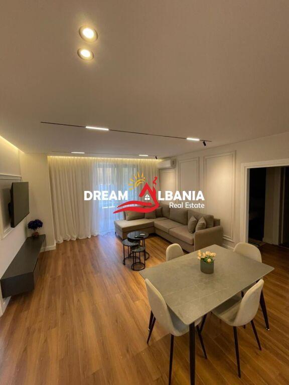 Appartamento 2+1 in affitto a Rruga Hoxha Tasim, Tirana, 81 m²