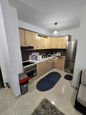 Apartament 1+1 me qera në Ish Fusha e Aviacionit, Tiranë, 64 m². Foto 2 nga 4