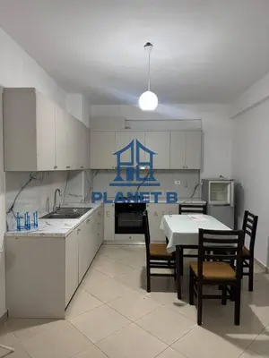 Apartament 2+1 me qera në Shkolla e Muzikes, Vlorë, 120 m². Foto 3 nga 9
