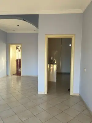 House for rent in Fier, 130 m². Photo 7 of 12
