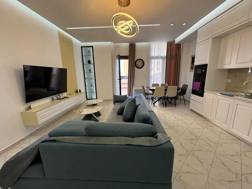 Apartament 2+1 me qera në Vollga, Durrës, 228 m². Foto 1 nga 10