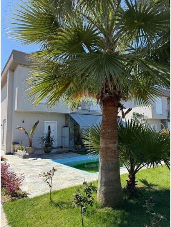 Villa for sale in Gjiri i Lalzit, Durrës, 200 m²