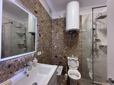 Apartament 2+1 me qera në Liqeni i Tiranës, Tiranë, 105 m². Foto 11 nga 11