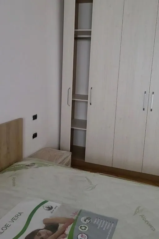 Shtëpi private me qera në Materniteti i Ri, Tiranë, 70 m². Foto 1 nga 6