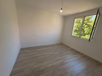 Apartment 2+1 for sale in Çezma e Ferrës, Durrës, 70 m². Photo 5 of 5
