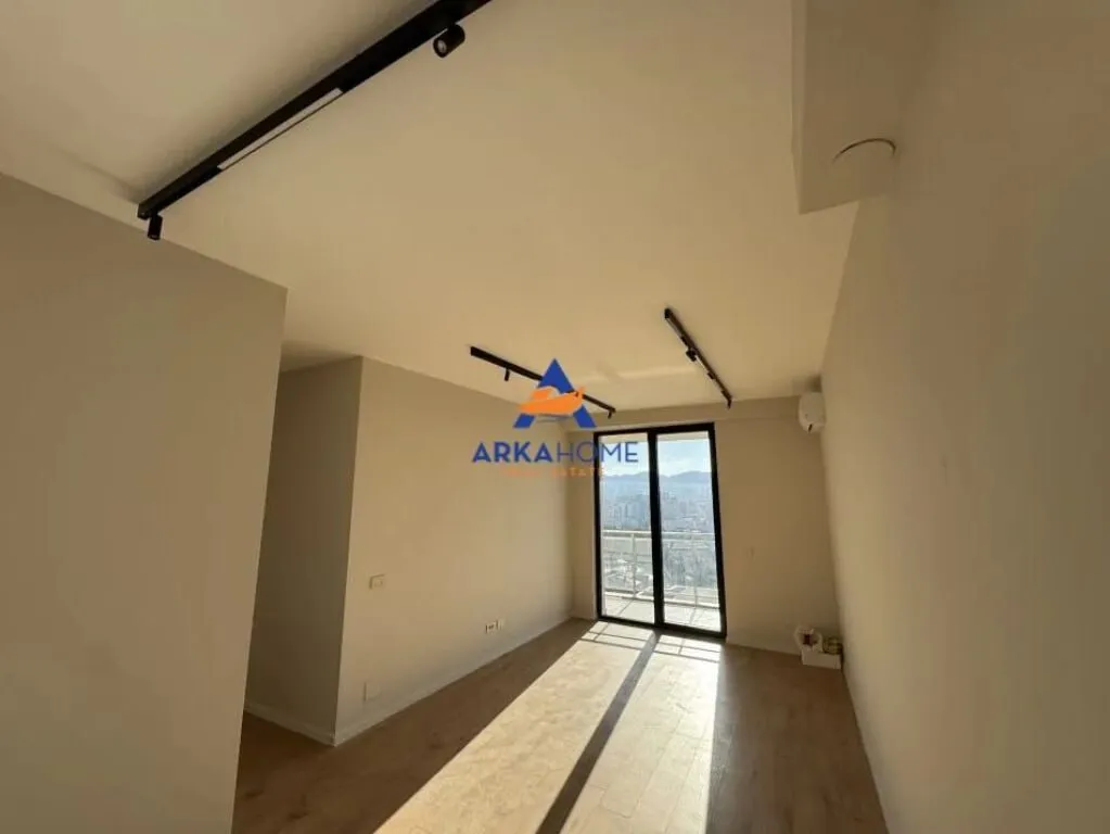 Appartamento 2+1 in affitto a Rruga Mine Peza, Tirana, 94 m². Foto 1 di 7