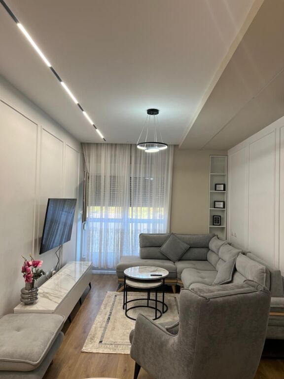Apartment 2+1 for rent in Ali Demi, Tirana, 91 m². Photo 1 of 3