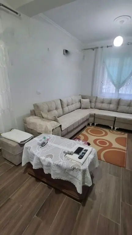 Casa indipendente in vendita a Rruga Hysen Myshketa, Durazzo, 92 m²