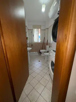 Apartament 1+1 në shitje në Rruga Gjergj Arianiti, Vlorë, 78 m². Foto 6 nga 7