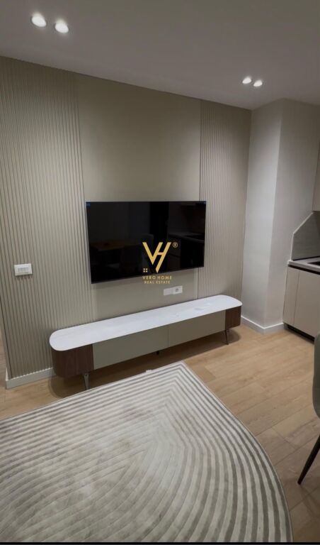 Apartament 1+1 me qera në Sheshi Skënderbej, Tiranë, 55 m². Foto 2 nga 3