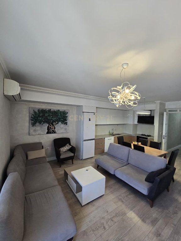 Appartamento 3+1 in vendita a CasaItalia - MegaOutlet, Tirana, 115 m²