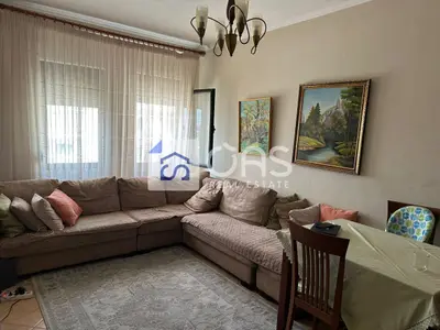 Apartament 2+1 me qera në Fresku, Tiranë, 75 m². Foto 1 nga 5