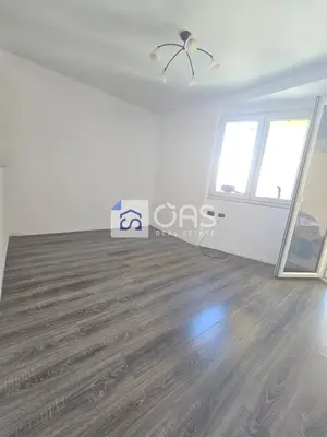 Apartament 2+1 në shitje në Fusha aviacionit, Tiranë, 90 m². Foto 6 nga 9