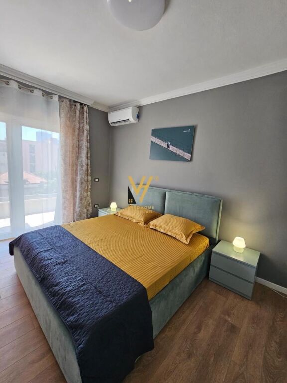 Apartament 1+1 me qera në Pazari i Ri, Tiranë, 65 m². Foto 3 nga 3