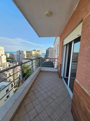 Apartament 2+1 në shitje në Plazh, Durrës, 99 m². Foto 8 nga 12