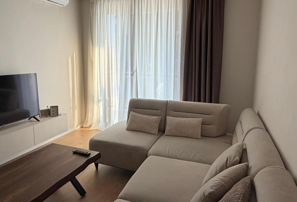Appartamento 2+1 in affitto a Rruga Mine Peza, Tirana, 95 m². Foto 1 di 3