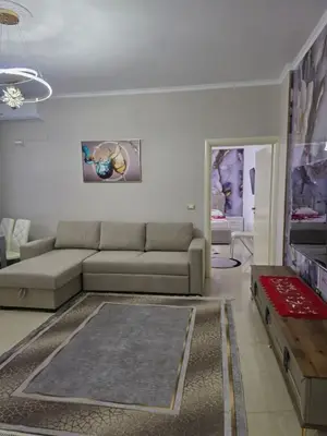 Apartament 1+1 me qera në Lungomare, Vlorë, 95 m². Foto 2 nga 10