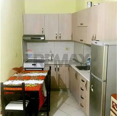 Apartament 1+1 me qera në Pallatet Cabej, Tiranë, 65 m². Foto 3 nga 3