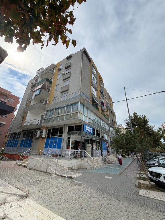 Appartamento 1+1 in vendita a Rruga Ura e Dajlanit, Durazzo, 74 m²