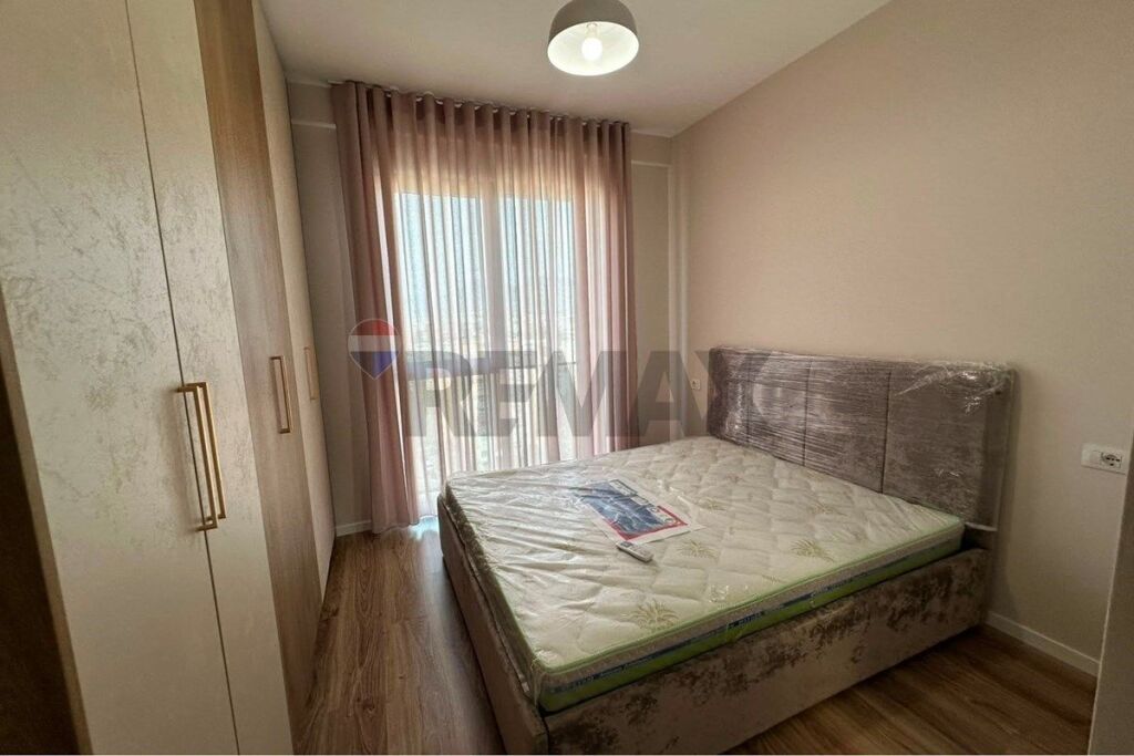Apartment for rent in Rruga Dritan Hoxha, Tirana, 80 m². Photo 2 of 3