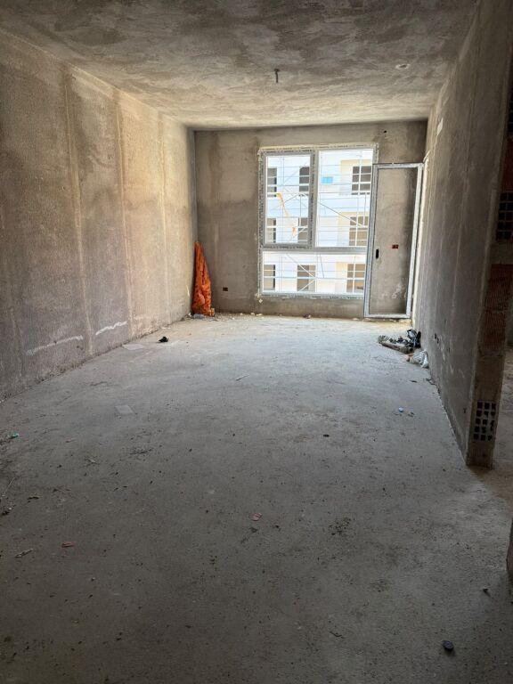 Appartamento 1+1 in vendita a Kamza, 70 m²