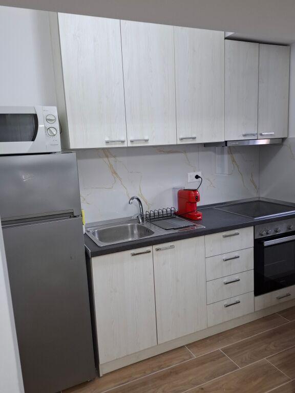 Apartament 1+1 në shitje në Rruga Ferit Xhajko, Tiranë, 57 m². Foto 4 nga 9